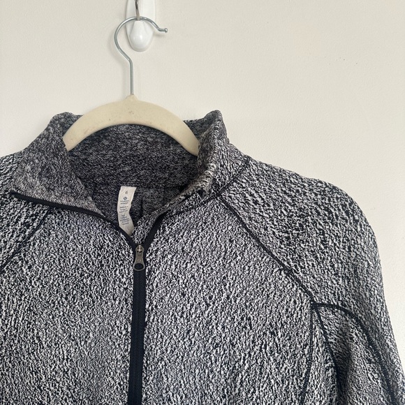 Lululemon Half Zip Pullover Size 6 Heathered Black White - Picture 2 of 7